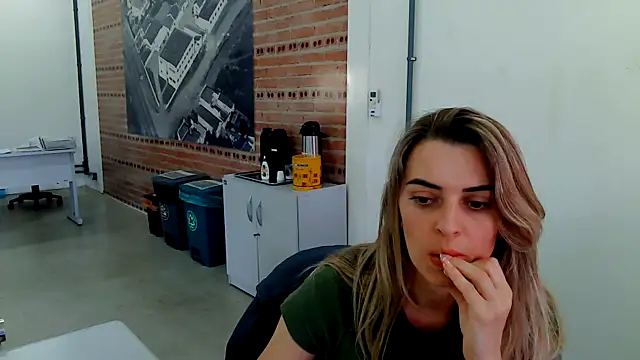 SweetGraciosa online show from December 5, 5:55 pm