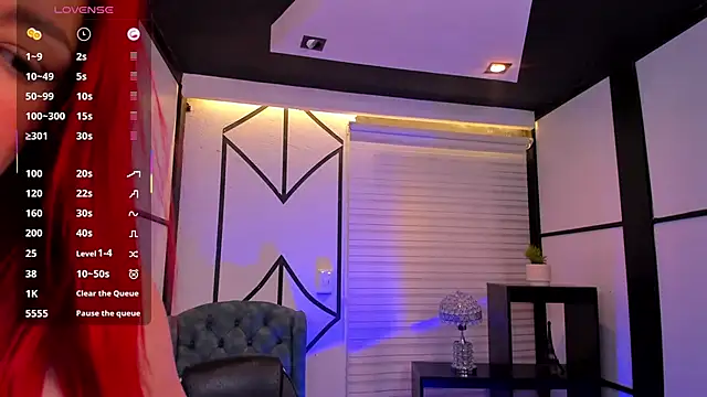 NahomiRichards  online show from November 26, 4:45 am