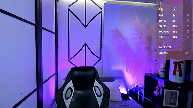 NahomiRichards  online show from March 12, 4:40 am