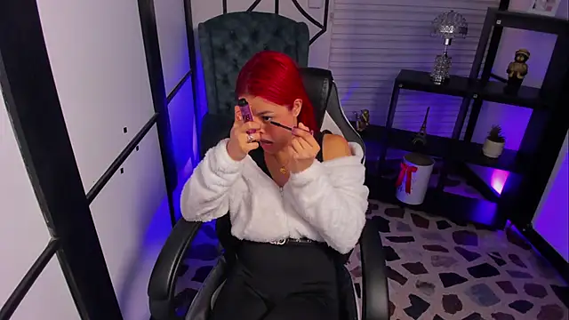 NahomiRichards  online show from October 21, 4:56 am