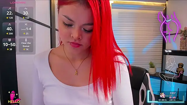 NahomiRichards  online show from December 18, 5:01 am