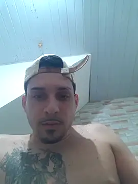 Snapshot of branquintatto chatting on November 20, 2:01 am branquintatto online show from November 20, 2:01 am