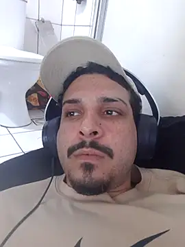 Snapshot of branquintatto chatting on October 24, 7:24 pm branquintatto online show from October 24, 7:24 pm