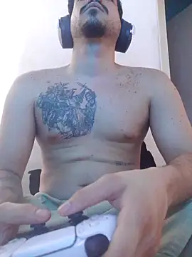 Snapshot of branquintatto chatting on October 29, 8:30 pm branquintatto online show from October 29, 8:30 pm