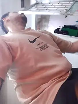 Snapshot of branquintatto chatting on December 13, 9:54 pm branquintatto online show from December 13, 9:54 pm