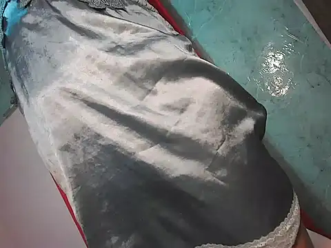 hottest sarn online show from April 15, 2:32 pm