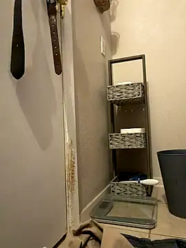 bearcub300 online show from October 30, 10:50 pm