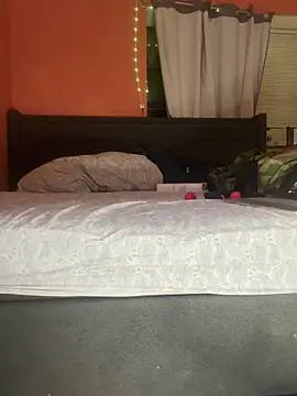 bearcub300 online show from September 24, 5:47 am