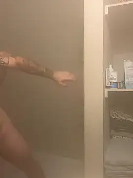 bearcub300 online show from October 9, 3:07 am