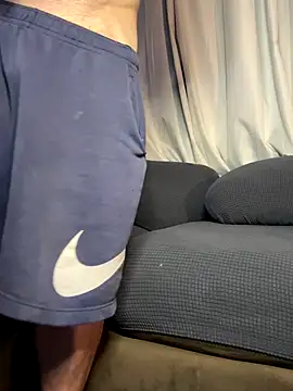 bearcub300 online show from September 9, 5:06 am