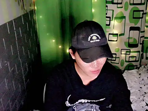 urdreamgirljacky online show from December 16, 9:13 am