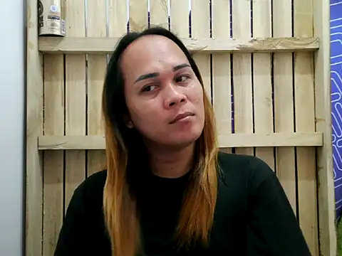 urdreamgirljacky online show from April 15, 4:07 am