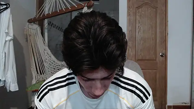 Snapshot of AteneoJr chatting on October 26, 4:46 am AteneoJr online show from October 26, 4:46 am