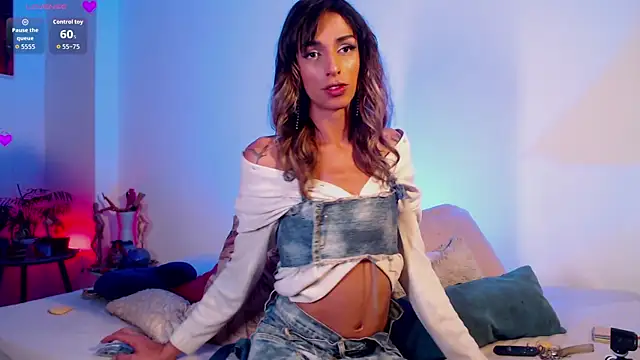 Theevae online show from December 17, 12:04 am