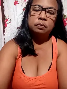 xxsasa online show from May 11, 1:23 pm