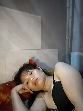 LinhNa999 online show from October 8, 1:29 am