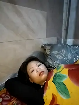 LinhNa999 online show from February 13, 1:38 am