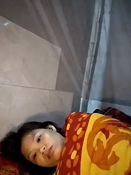 LinhNa999 online show from November 23, 1:04 am