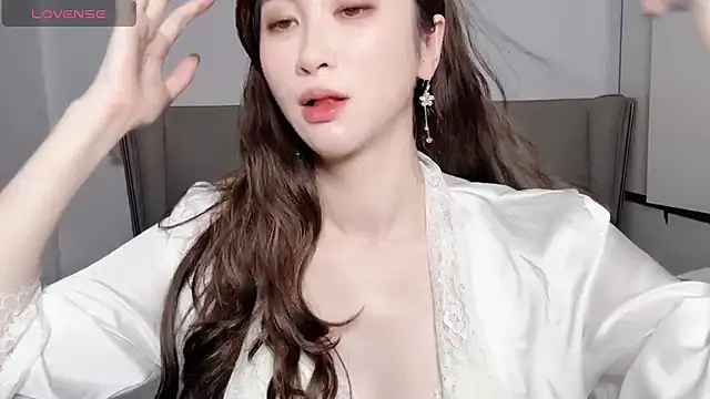 Snapshot of wuyueaini chatting on September 29, 9:27 am wuyueaini online show from September 29, 9:27 am