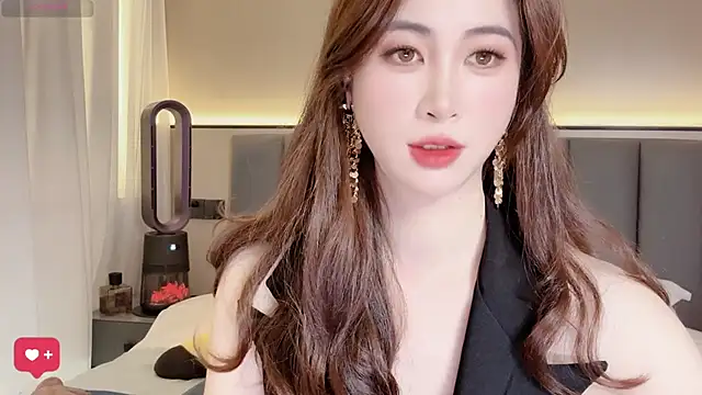 wuyueaini online show from March 28, 6:25 am