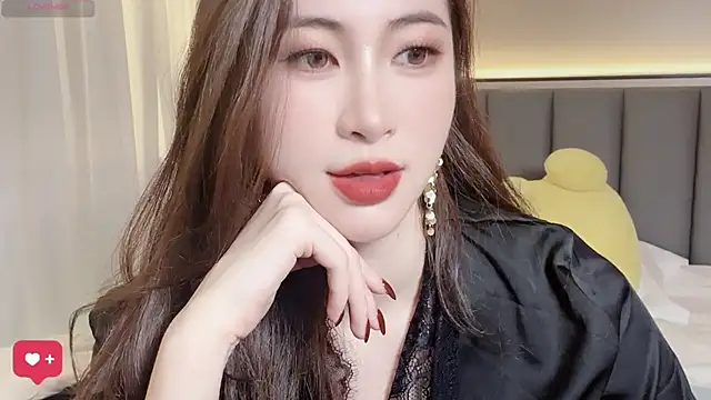 wuyueaini online show from November 8, 5:55 am