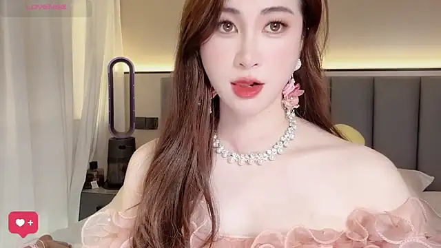 wuyueaini online show from May 10, 6:39 am