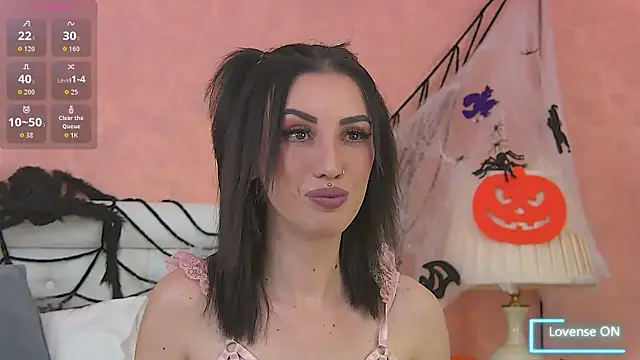 EnyaHazell online show from November 1, 7:19 pm