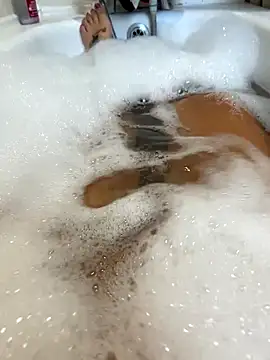 Snapshot of Anastasia-BlondeXX chatting on October 25, 4:07 pm Anastasia-BlondeXX online show from October 25, 4:07 pm