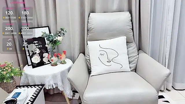 shishi baby online show from October 14, 1:45 pm