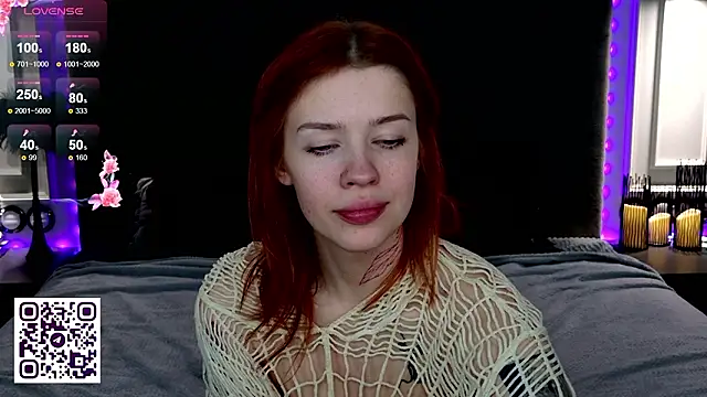 Snapshot of RedSpark_ chatting on February 3, 6:22 am RedSpark online show from February 3, 6:22 am