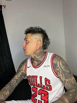 golden girl house online show from March 5, 2:30 am