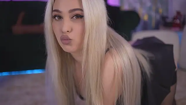 Snapshot of bia_kristal chatting on September 10, 3:11 pm bia kristal online show from September 10, 3:11 pm