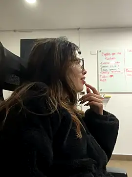 Snapshot of Isabela_Colins chatting on September 16, 11:33 am Isabela Colins online show from September 16, 11:33 am