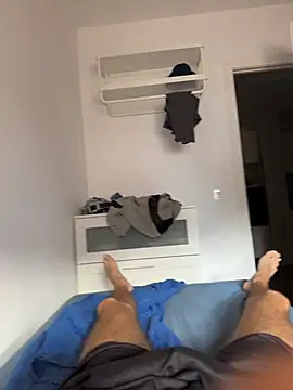 Manu97k online show from November 7, 8:19 am