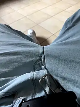 Manu97k online show from October 13, 3:02 pm