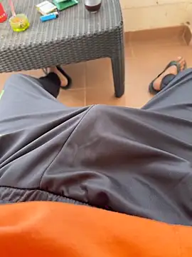 Manu97k online show from February 26, 10:37 am