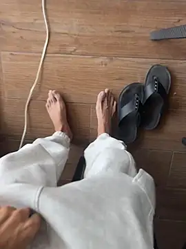 Manu97k online show from November 13, 8:40 am