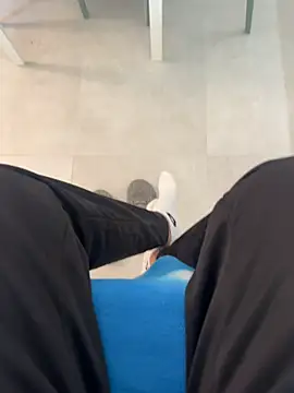 Manu97k online show from March 24, 2:39 pm