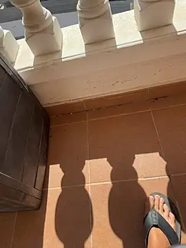 Manu97k online show from February 12, 12:05 pm