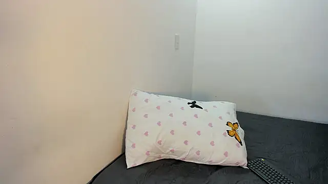 Snapshot of CristinaPiccone chatting on November 14, 8:12 pm CristinaPiccone online show from November 14, 8:12 pm