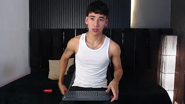 Dominic ghost online show from March 28, 2:56 am