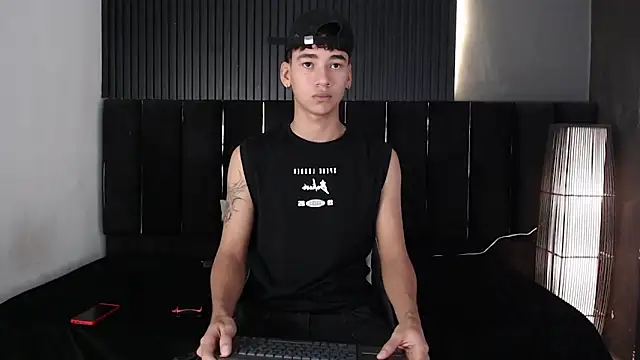 Dominic ghost online show from March 15, 12:06 am