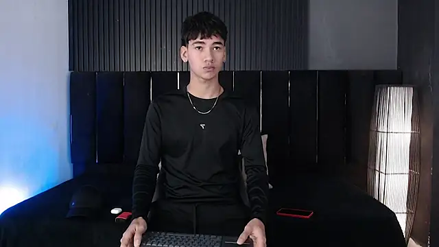 Dominic ghost online show from March 24, 12:32 am