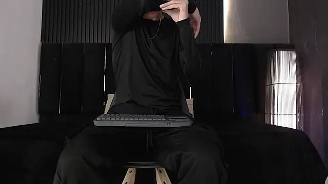 Dominic ghost online show from March 6, 12:05 am