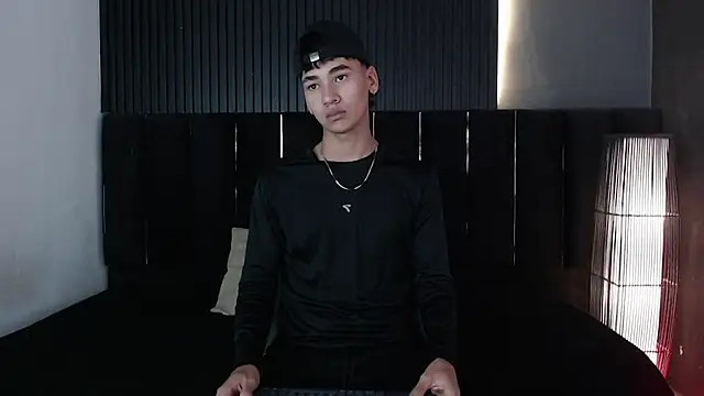 Dominic ghost online show from February 13, 11:05 pm