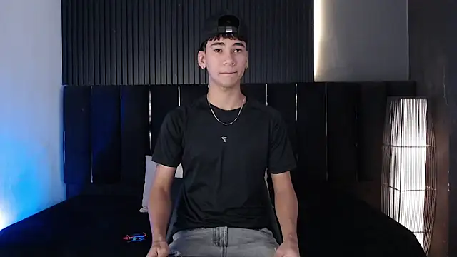 Dominic ghost online show from March 20, 11:17 pm