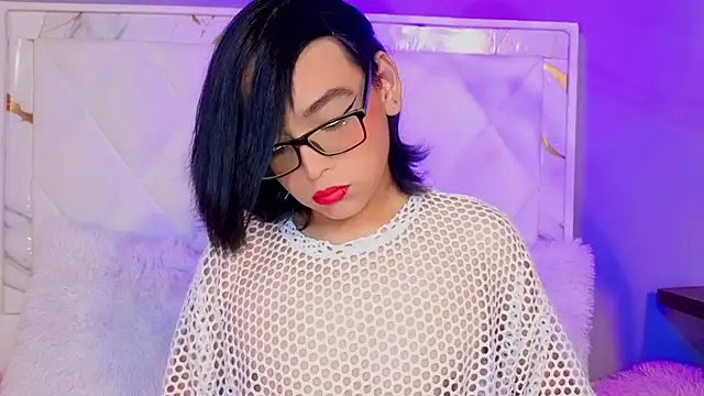 Snapshot of Dannyhot_ chatting on June 2, 7:47 pm Dannyhot online show from June 2, 7:47 pm