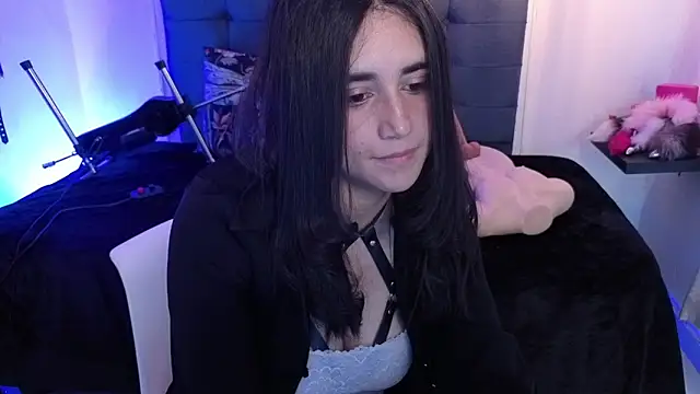 elowen halley1 online show from September 10, 6:18 pm