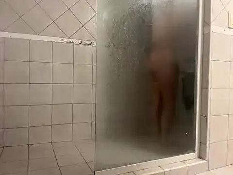 Sexyshygirl online show from April 2, 11:33 pm