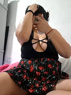 astridcollinsvip online show from February 17, 4:54 am